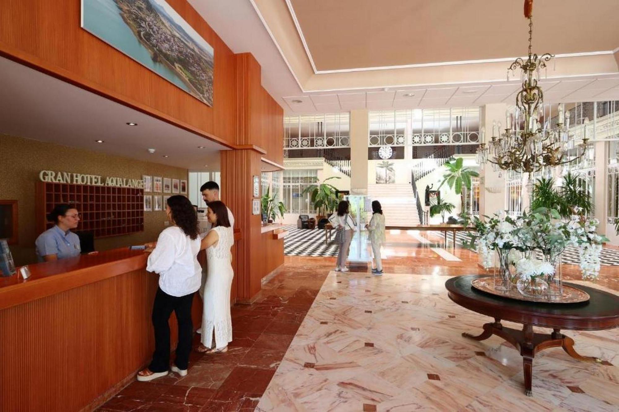 Gran Aqualange - Balneario De Hotel